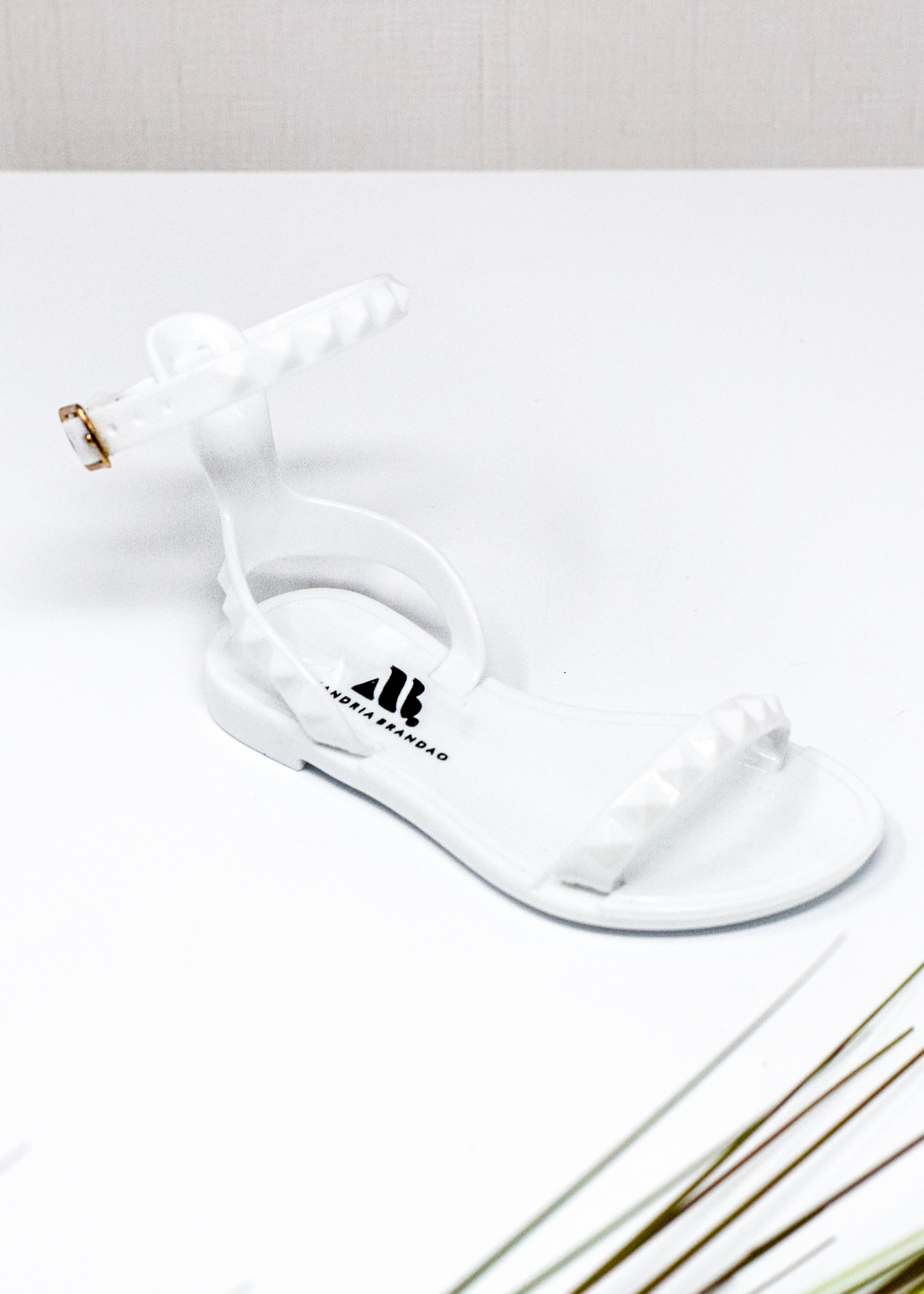 SHOES BY ALEXANDRIA BRANDAO ARIA KIDS WHITE SANDALS