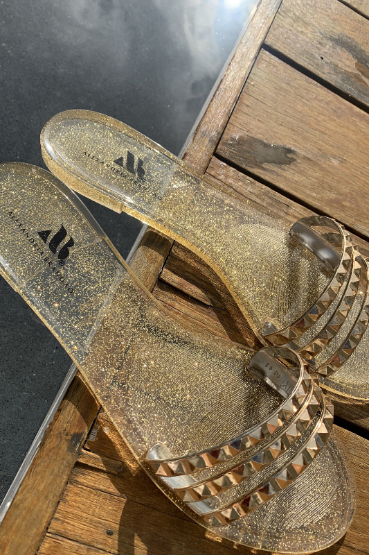 Shoes by Alexandria Brandao women's fashion dark gold jelly sandals that can be worn everyday or as travel summer sandals. The perfect Mommy and Me sandals for Mommy and Me matching outfits.