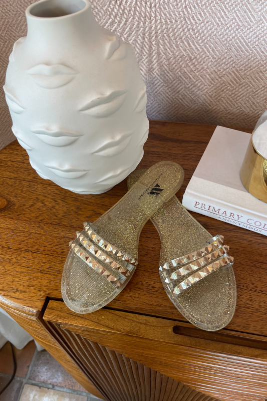 Mommy and me light gold glitter sandals by shoes by Alexandria Brandao for mother and daughter matching summer outfits.